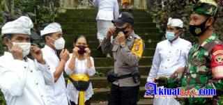Tekan Kasus Covid, Kodim Tabanan Bersama Satgas Pantau Aktifitas Masyarakat Pada Saat Pagerwesi