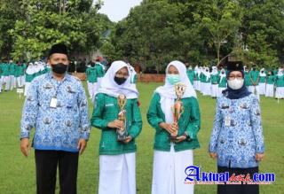 SMA Negeri 4 Semarang Gelar Upacara Bendera Peringati Hari Pahlawan 
