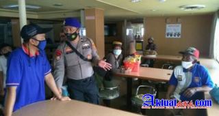 Sat Polairud Polres Karangasem Fasilitasi Pemulangan Nelayan Sumaila Sikki