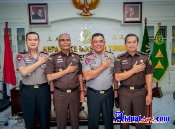 Perkuat Sinergi Penegakan Hukum, Kapolda Sumut Silaturahmi ke Kejati Sumut