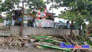 Pangulu Hinalang Keji Mengancam Mengusir Warganya Jika Tidak Jaga Portal
