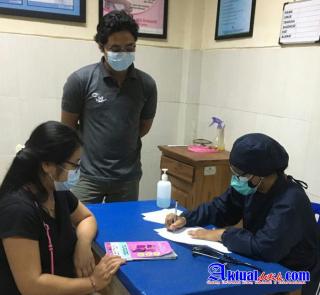 Hard Imunnity, Kapolsek Tampaksiring Pantau Pelaksanaan Vaksinasi Nakes dan Ibu Hamil