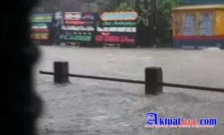 BERITA VIDEO: Tanjungpinang Dilanda Banjir Bandang, Mengerikan
