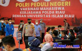 Polri Peduli Negeri Gelar Vaksinasi Mahasiswa Universitas Islam Riau
